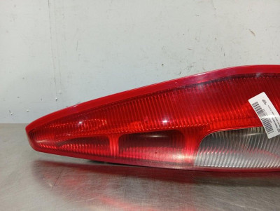 PILOTO TRASERO DERECHO, MITSUBISHI, COLT CZ3 BERL. 5 (Z30A)