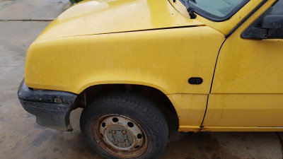 ALETA DELANTERA IZQUIERDA Renault Rapid /Express (F40)(08.1985->)