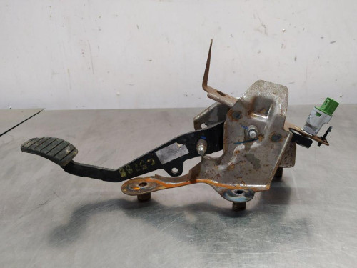  PEDAL EMBRAGUE RENAULT CAPTUR I 