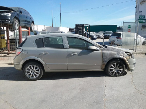OPEL ASTRA H BERLINA — автомобиль-донор на запчасти 