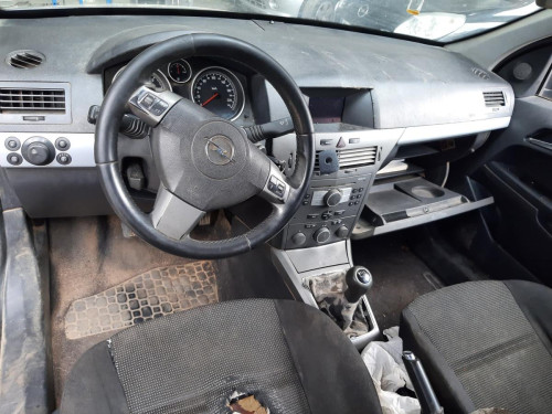  OPEL ASTRA H BERLINA 