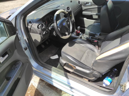 FORD FOCUS BERLINA (CAP) — vehículo donante para recambios 