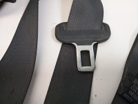 CINTURON SEGURIDAD TRASERO IZQUIERDO