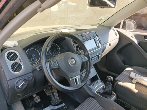 VOLKSWAGEN TIGUAN (5N1) — автомобиль-донор на запчасти 