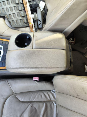 APOYABRAZOS CENTRAL, AUDI, Q7 (4L)