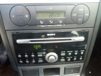 FORD MONDEO BERLINA (CA2)