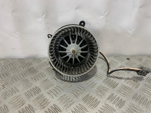 MOTOR CALEFACCION 