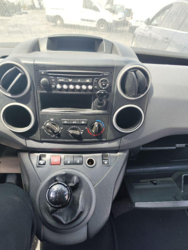 CONSOLA CENTRAL CITROEN BERLINGO FURGÓN 