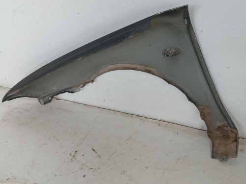 ALETA DELANTERA DERECHA Mitsubishi CARISMA BERLINA 5 (DA0) 