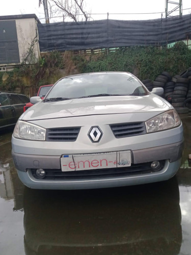  RENAULT MEGANE II BERLINA 3P 