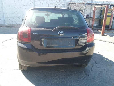 TOYOTA COROLLA (E12)