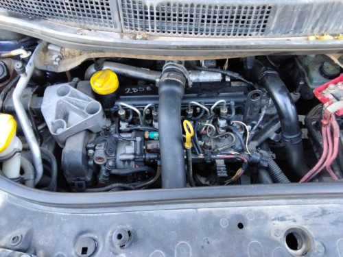 RENAULT SCENIC II (JM) — vehículo donante para recambios 