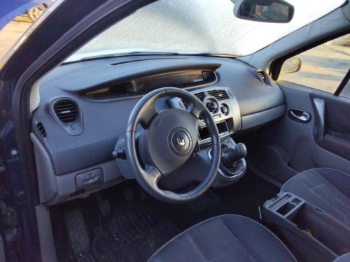 RENAULT SCENIC II (JM) — vehículo donante para recambios 