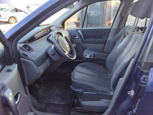 RENAULT SCENIC II (JM) — vehículo donante para recambios 