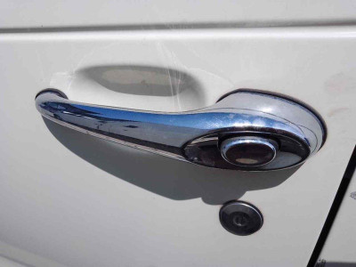 MANETA EXTERIOR DELANTERA IZQUIERDA