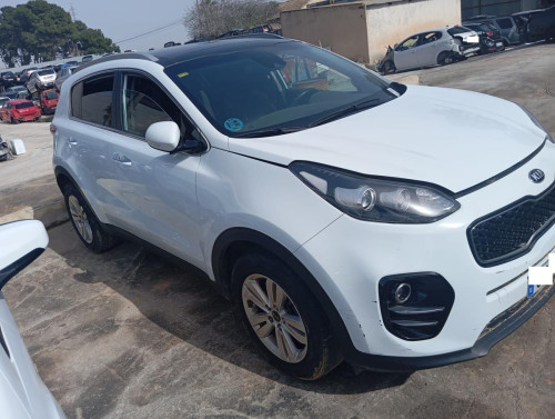 KIA SPORTAGE (QL) — vehículo donante para recambios 
