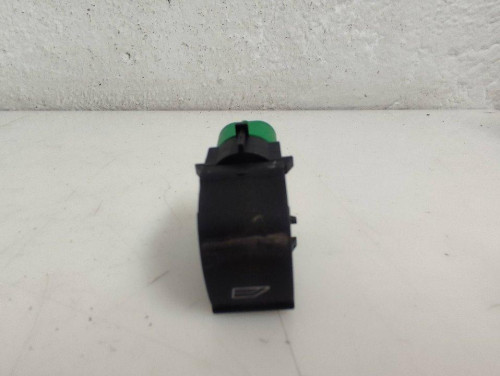  MANDO ELEVALUNAS DELANTERO DERECHO FORD 