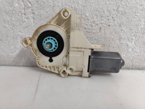  MOTOR ELEVALUNAS TRASERO DERECHO LAND ROVER 