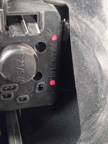  PILOTO TRASERO IZQUIERDO Fiat CROMA (194) 