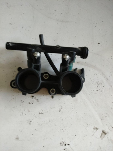COLECTOR ADMISION YAMAHA TMAX 530 