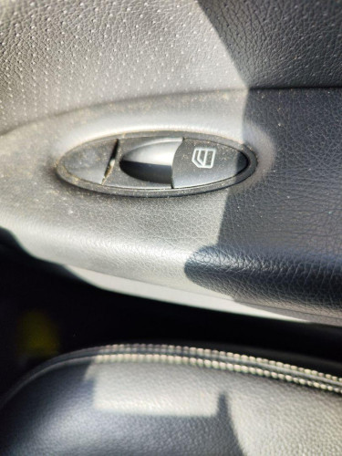 MANDO ELEVALUNAS DELANTERO DERECHO, MERCEDES-BENZ, CLASE E (BM 211) BERLINA