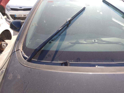 BRAZO LIMPIA DELANTERO DERECHO Opel ASTRA J SEDÁN 