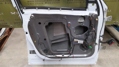 PUERTA DELANTERA IZQUIERDA Land Rover RANGE ROVER SPORT 