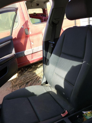 ASIENTO DELANTERO DERECHO