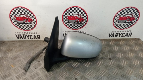 RETROVISOR IZQUIERDO 
