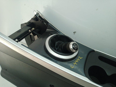 APOYABRAZOS CENTRAL, MAZDA, CX-7 ER