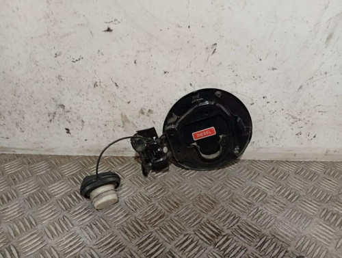 TAPA EXTERIOR COMBUSTIBLE 