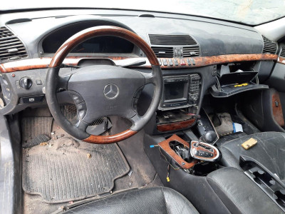 MERCEDES-BENZ CLASE S (BM 220) BERLINA