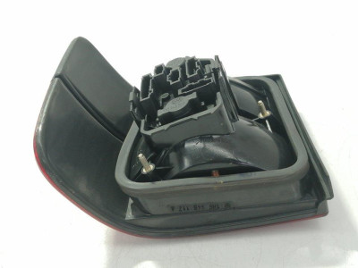 PILOTO TRASERO DERECHO, VOLKSWAGEN, VENTO (1H2)