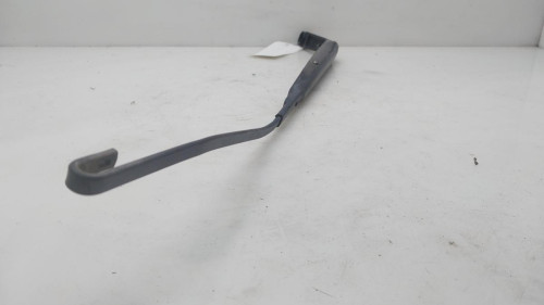 BRAZO LIMPIA DELANTERO DERECHO Hyundai SANTA FE (SM) 