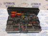  CAJA RELES / FUSIBLES 
