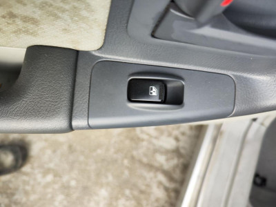 MANDO ELEVALUNAS TRASERO IZQUIERDO