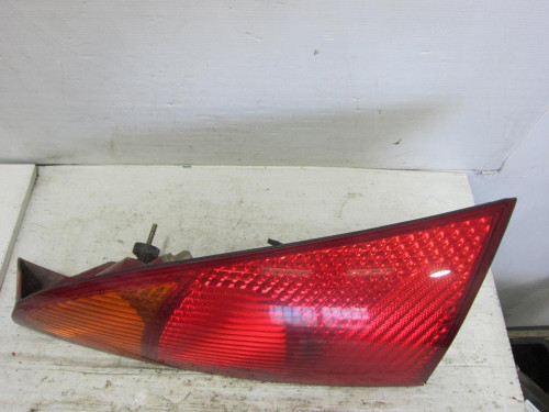  PILOTO TRASERO IZQUIERDO Ford FOCUS FAMILIAR (CAK) 