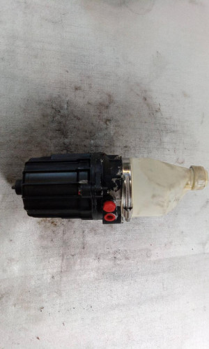  BOMBA DIRECCION OPEL ASTRA H BERLINA 
