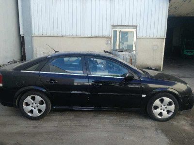 OPEL VECTRA C BERLINA
