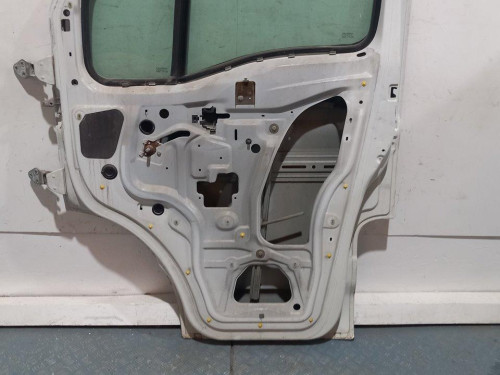  PUERTA DELANTERA DERECHA OPEL MOVANO 