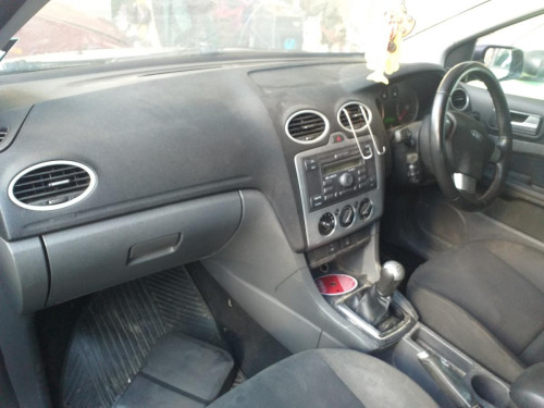  FORD FOCUS BERLINA (CAP) 
