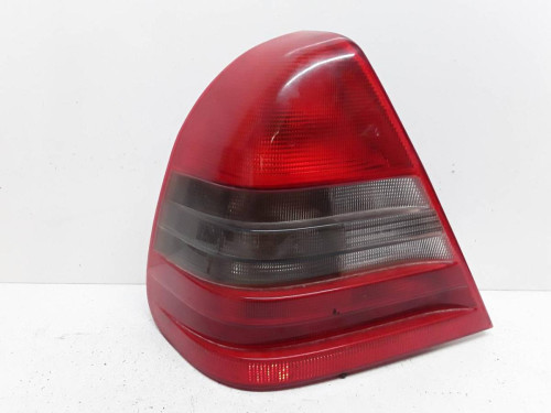 PILOTO TRASERO IZQUIERDO Mercedes-Benz CLASE C (BM 202) BERLINA 