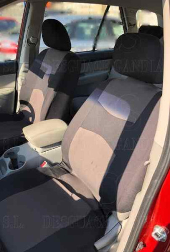  KIA CARENS (UN) 