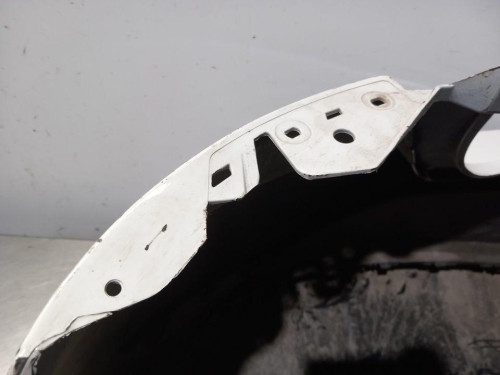 PARAGOLPES TRASERO 