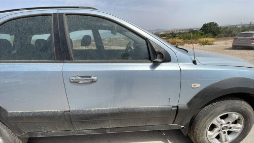 PUERTA DELANTERA DERECHA Kia SORENTO (BL) 
