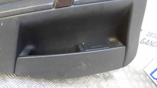 GUARNECIDO PUERTA TRASERA IZQUIERDA de segunda mano