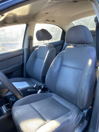 CHEVROLET AVEO BERLINA 
