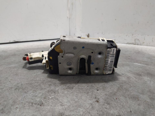  CERRADURA PUERTA TRASERA IZQUIERDA Fiat FREEMONT (345) 