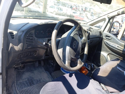  HYUNDAI H-1 () 