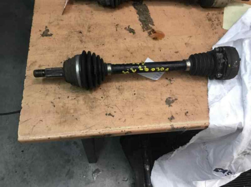 TRANSMISION DELANTERA IZQUIERDA 
